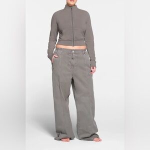 Skims Outdoor Woven Pant, color Smoke